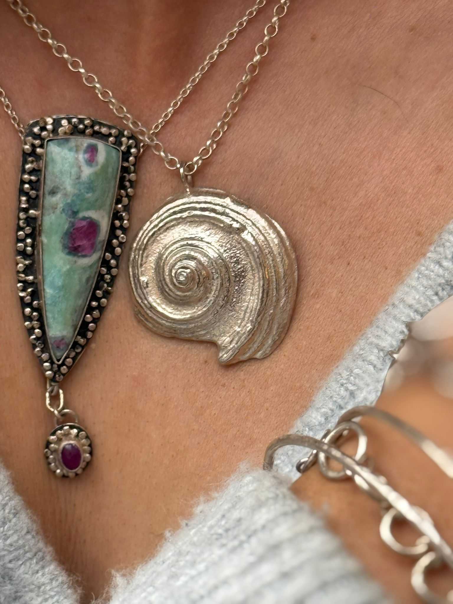 Jewellery image 8